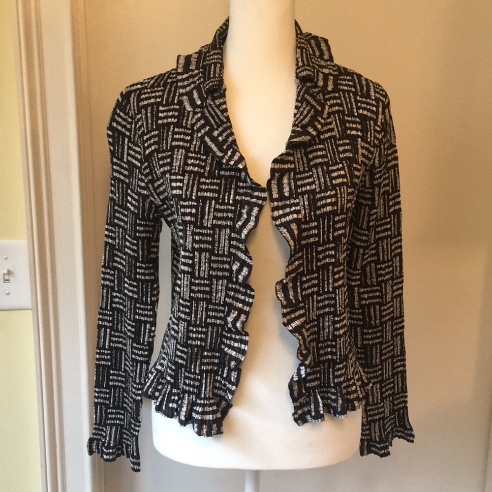 Carnelian Jacket size S with ruffles